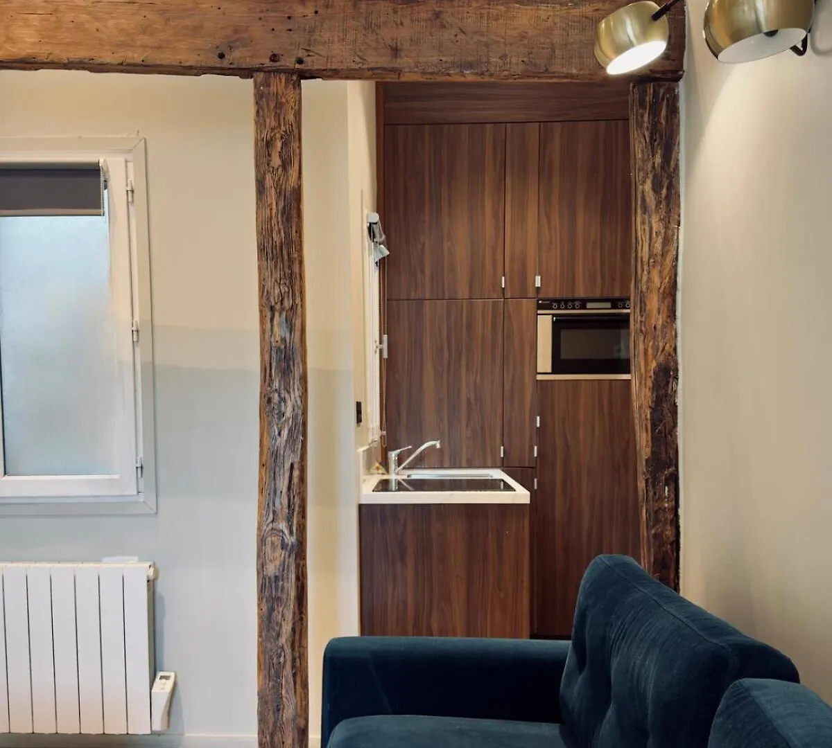 Luxury Suite, Montaigne & Champs Elysees Paris Lejlighed