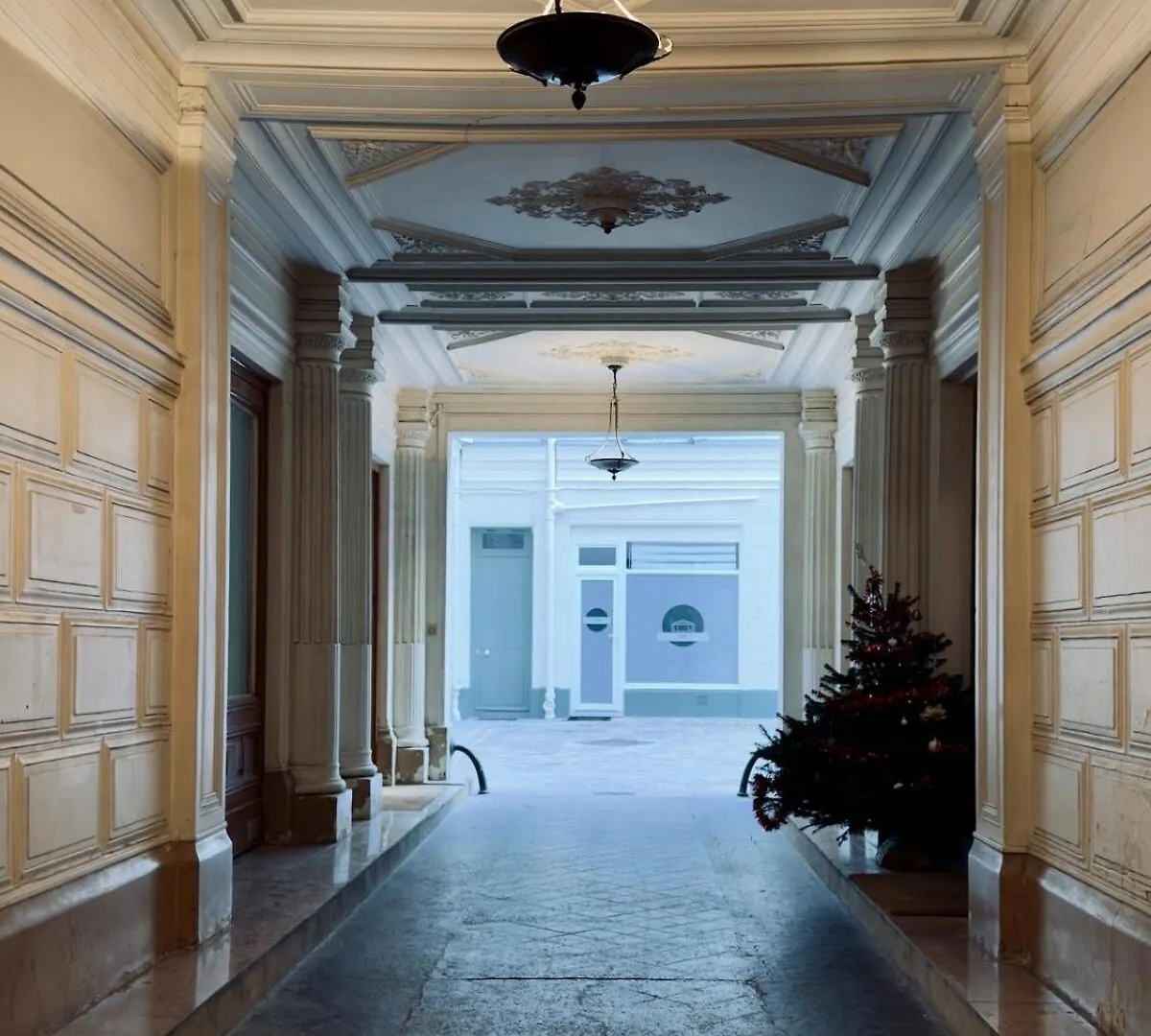 Luxury Suite, Montaigne & Champs Elysees Paris Frankrig