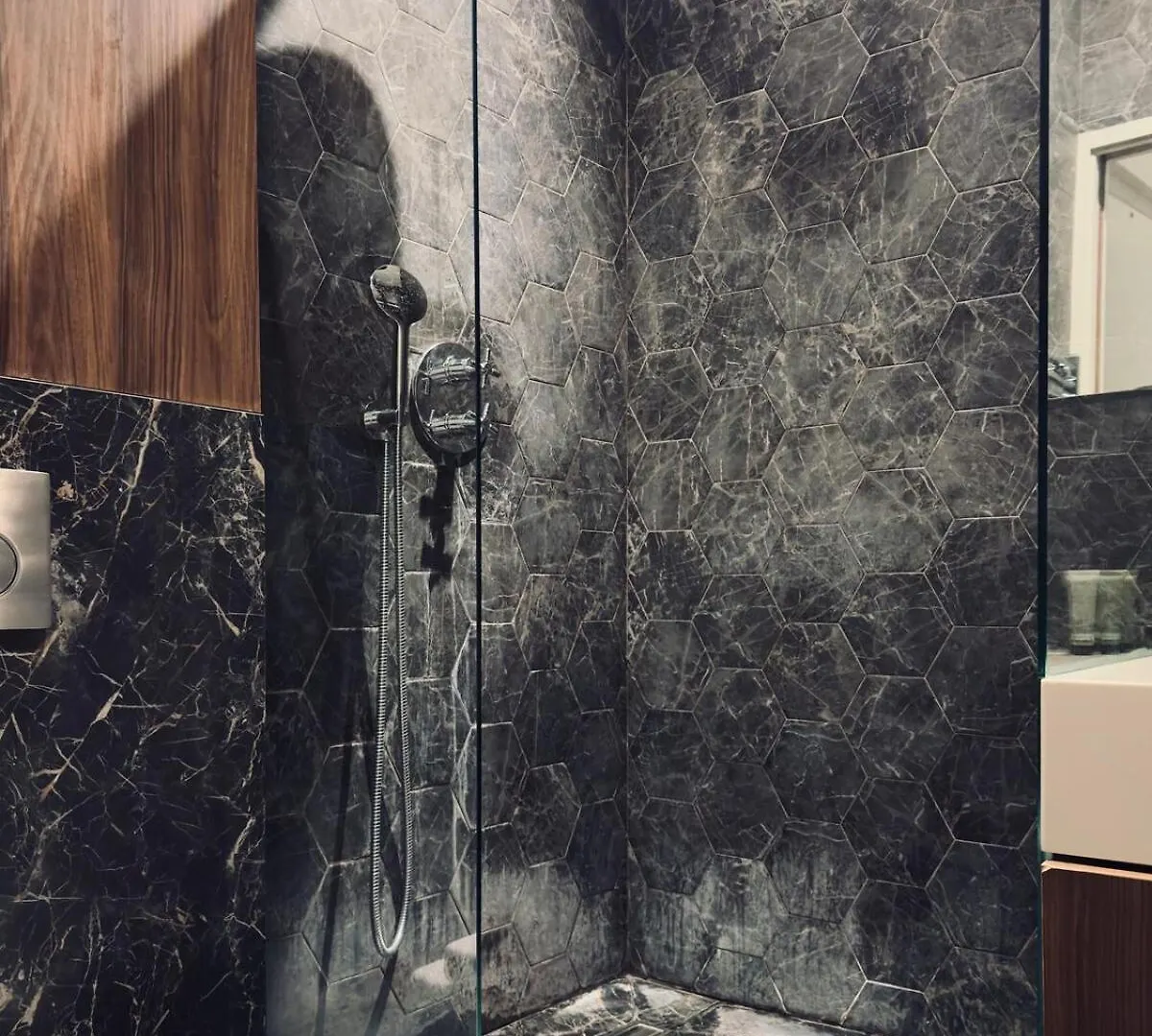Luxury Suite, Montaigne & Champs Elysees Paris Lejlighed